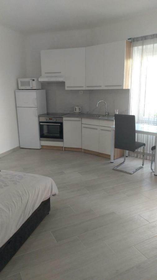 Studio Novi Vinodolski Kültér fotó